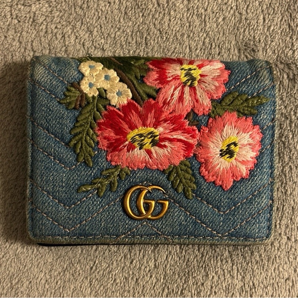Gucci Marmont Denim Wallet with Pink Floral Embroidery